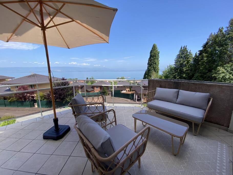 Magnifique Appart Renove Evian Duplex Vue Lac 8 Pers Luaran gambar