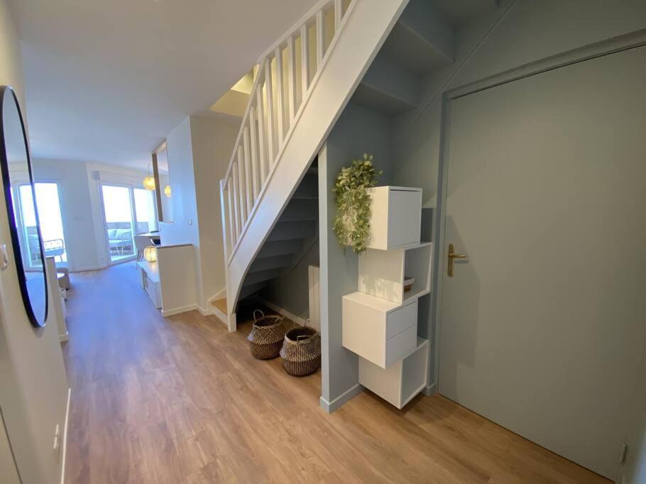 Magnifique Appart Renove Evian Duplex Vue Lac 8 Pers Luaran gambar
