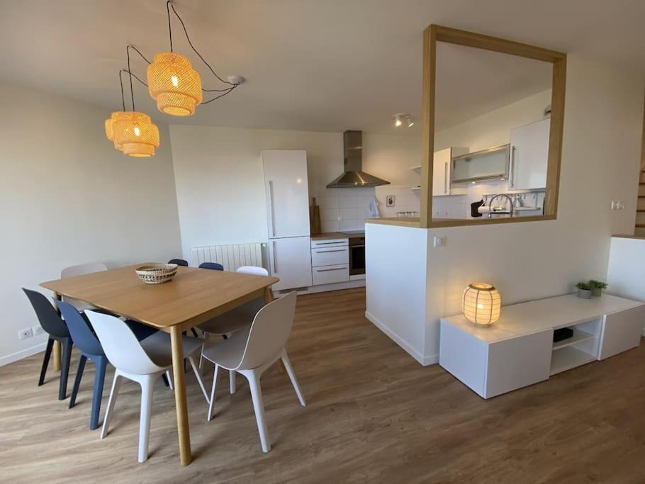 Magnifique Appart Renove Evian Duplex Vue Lac 8 Pers Luaran gambar