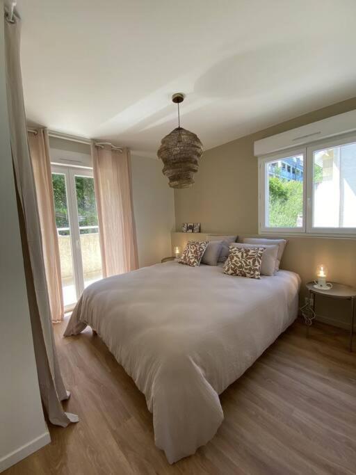 Magnifique Appart Renove Evian Duplex Vue Lac 8 Pers Luaran gambar