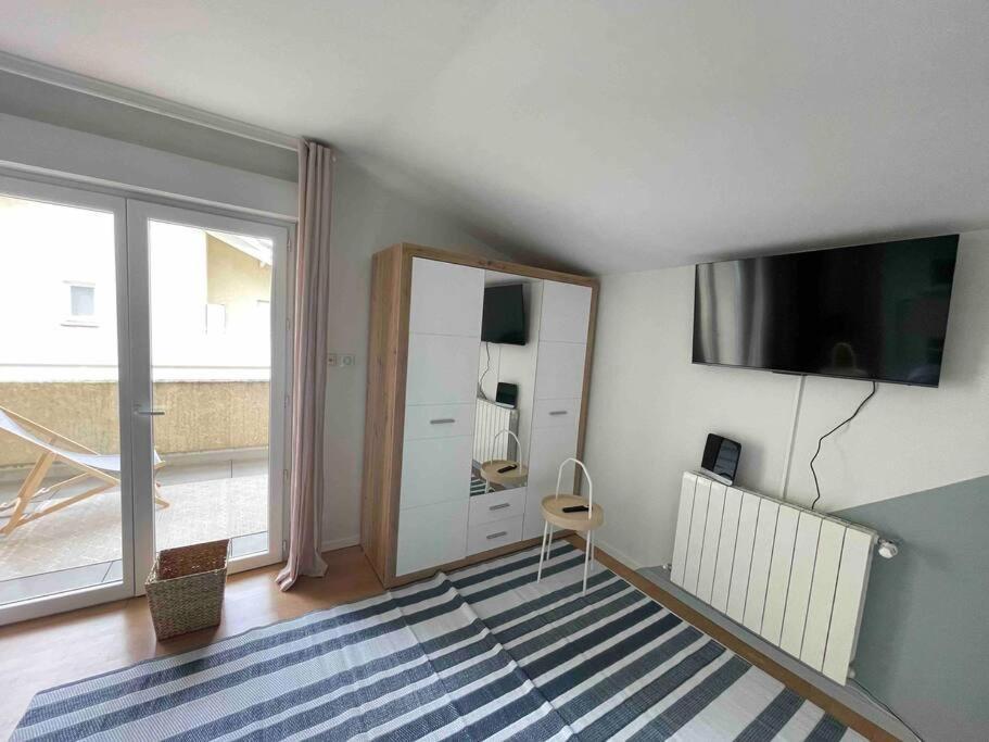 Magnifique Appart Renove Evian Duplex Vue Lac 8 Pers Luaran gambar